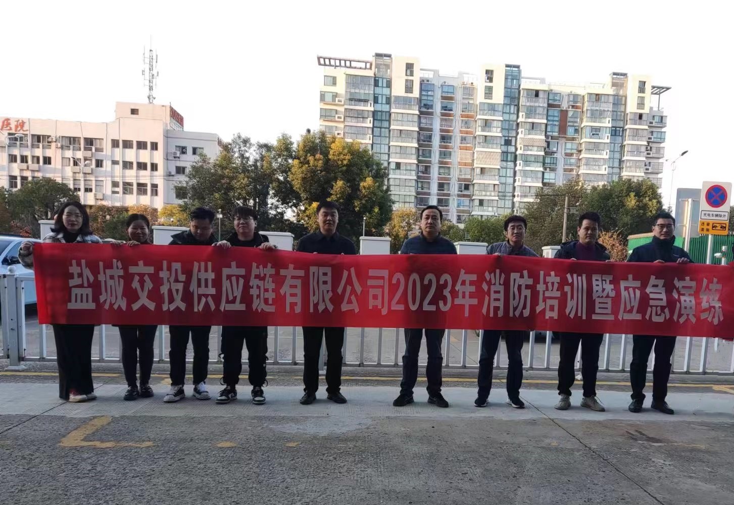 正在上傳...