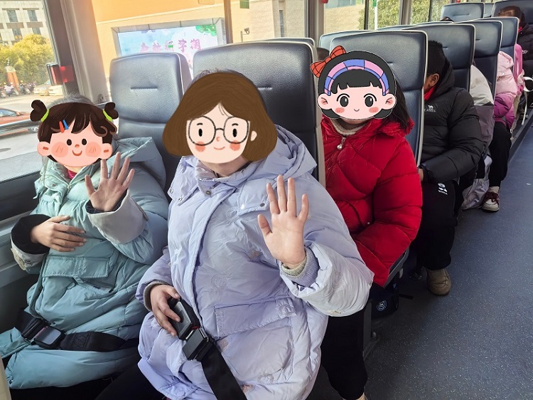 車內小乘客照片2.jpg